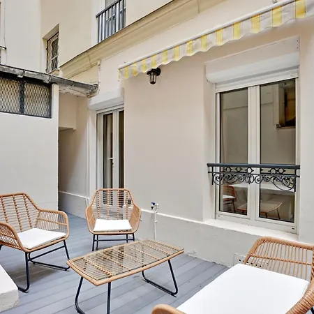 Bellesfeuilles - Terrasse Apartment