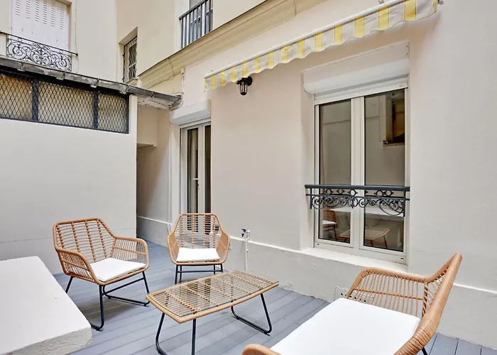 Bellesfeuilles - Terrasse Apartment